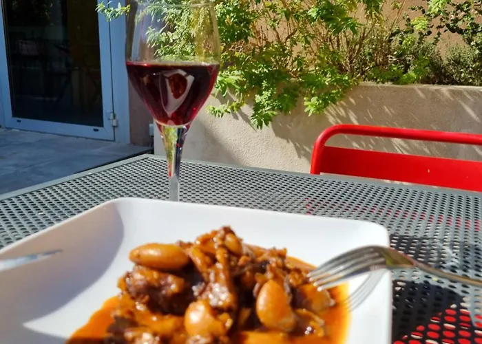 Artemisia Boutique ホテル バステリカ